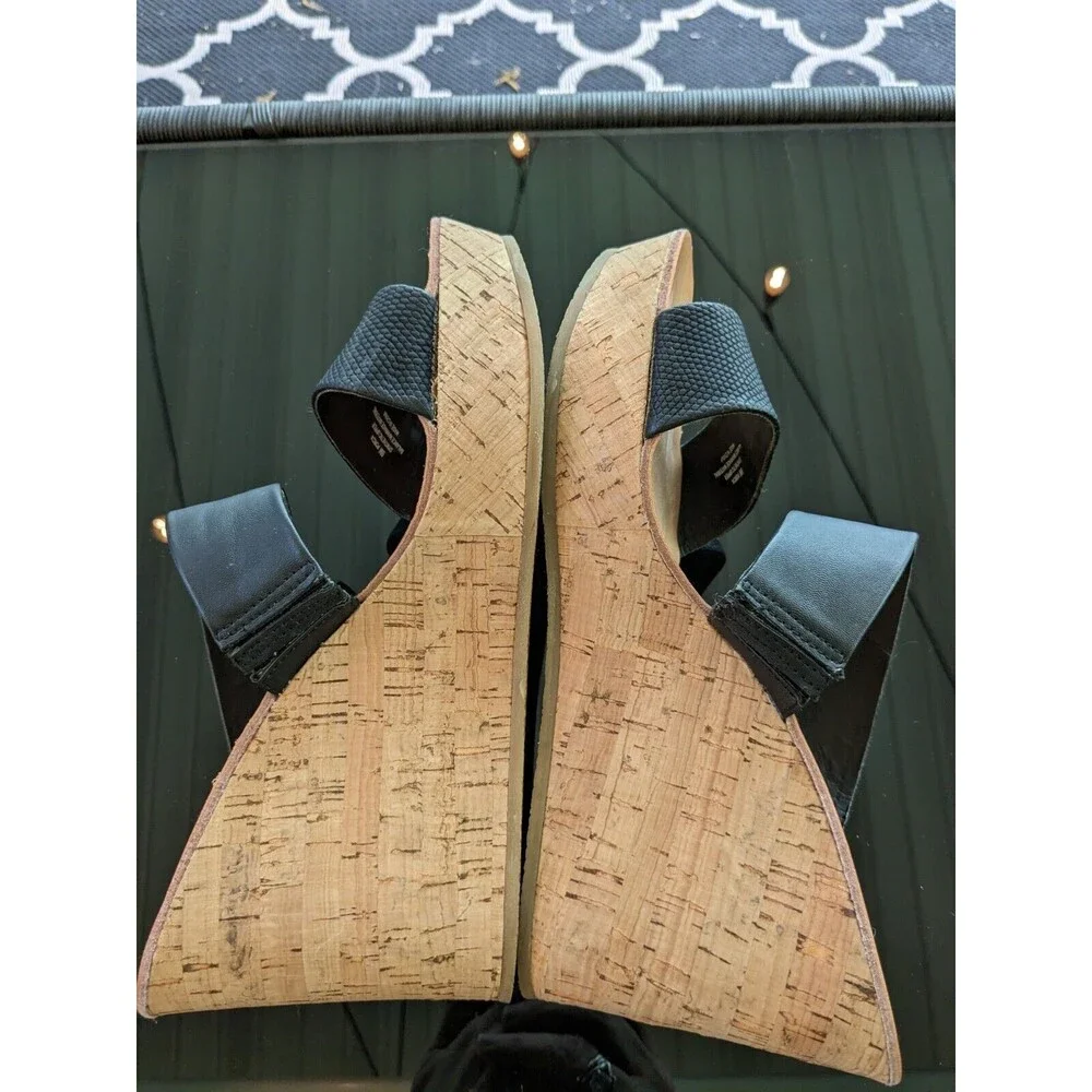 Dolce Vita Porcia Shoes Women's 9 Black Faux Leather Cork Wedge Sandals Coastal